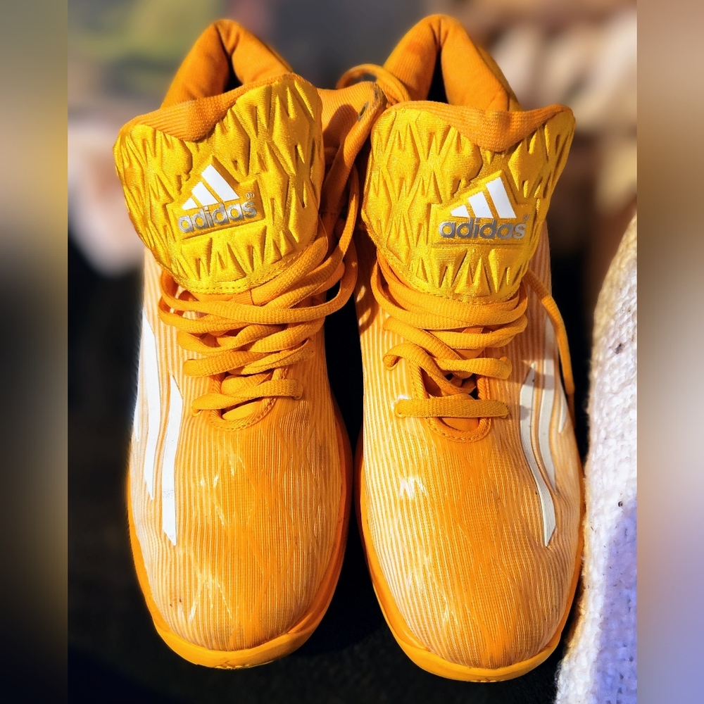 Adidas crazy light boost